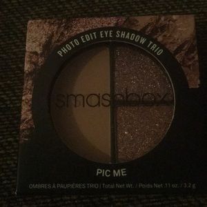 Smashbox Eye Shadow “pic me”